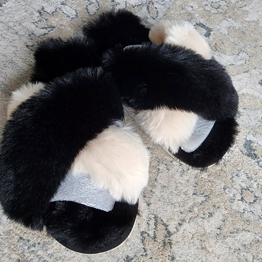 Slippers NEW